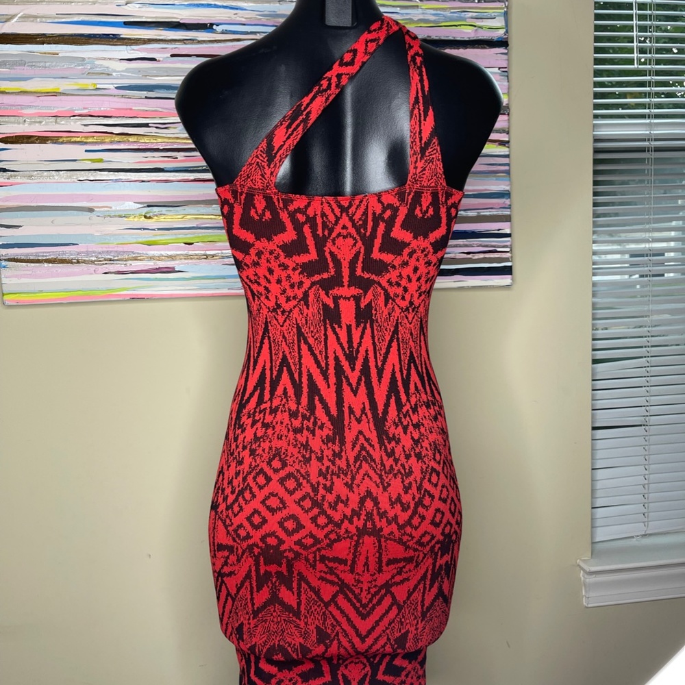 USED SUPER CUTE DRESS - Picture 2 of 2
